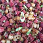 home corned beef hash with spring onion